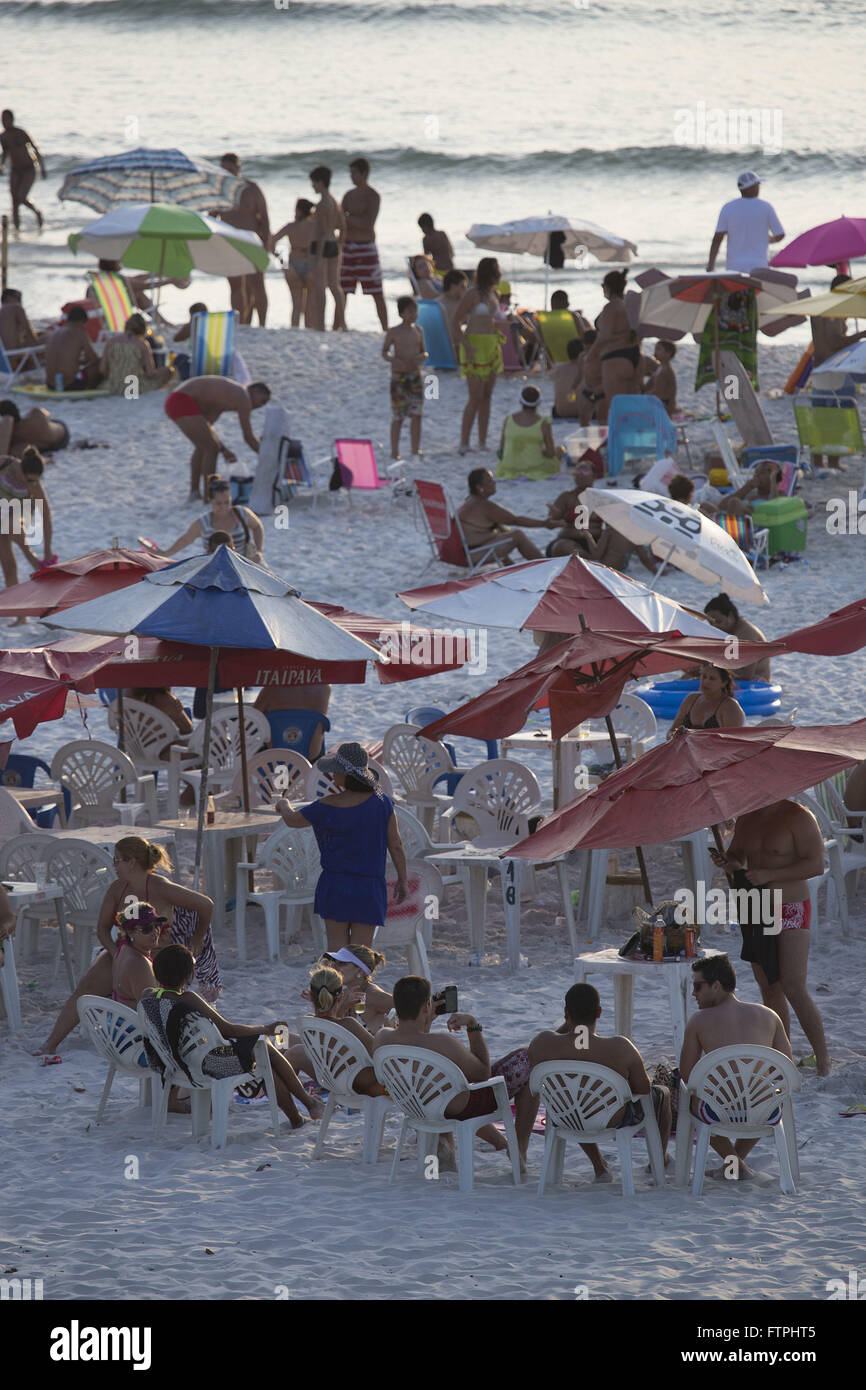 Les grandes Baigneuses sur la plage Banque D'Images