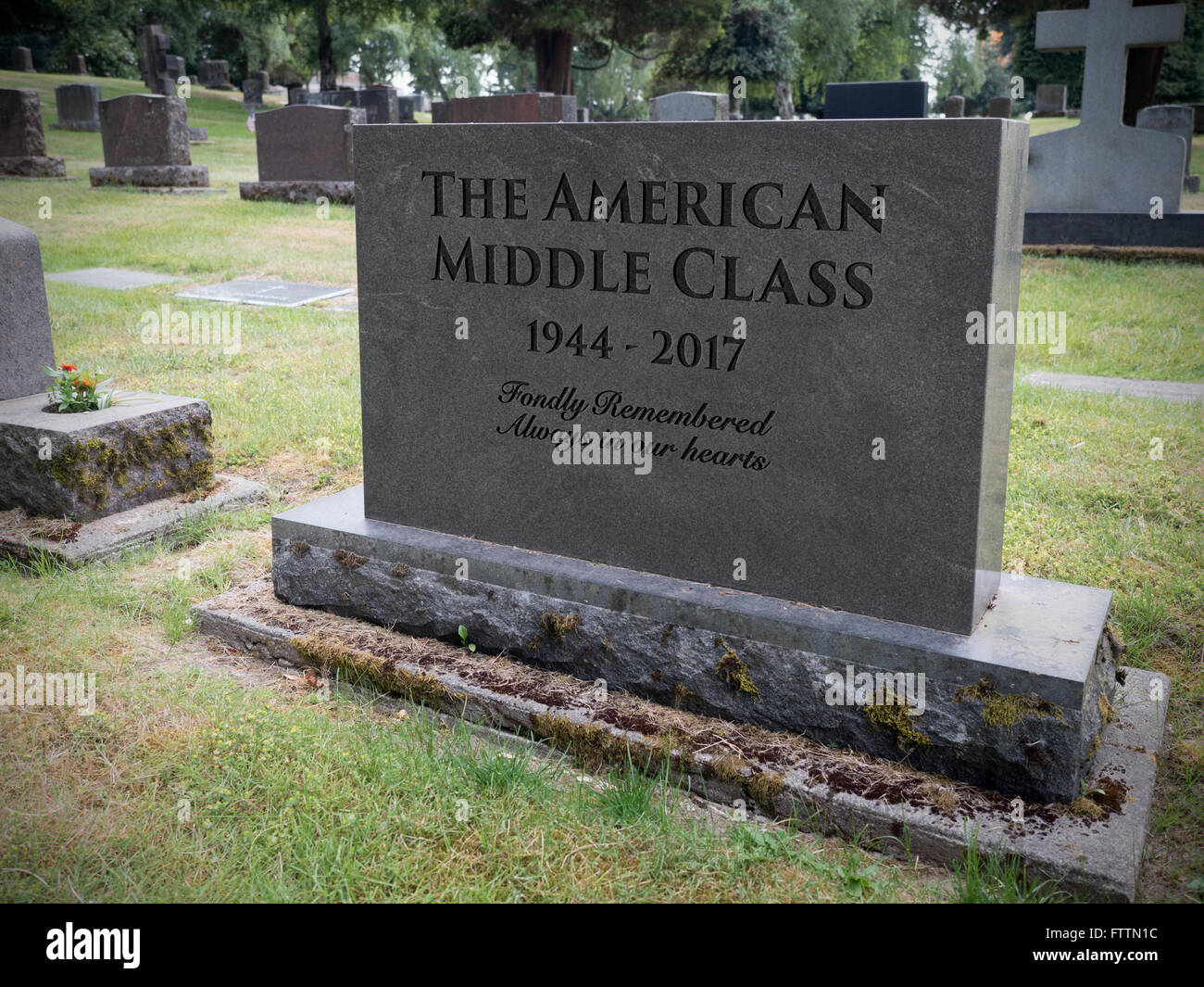 Pierre tombale marquant la mort de la classe moyenne américaine Banque D'Images