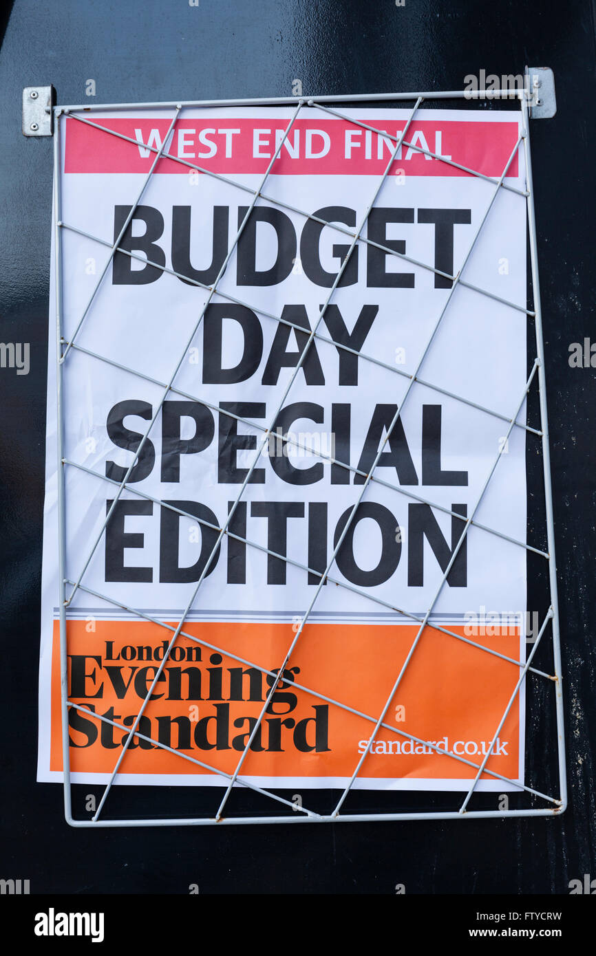 Budget Le jour de gros titre de journal à Londres, en Angleterre. Banque D'Images