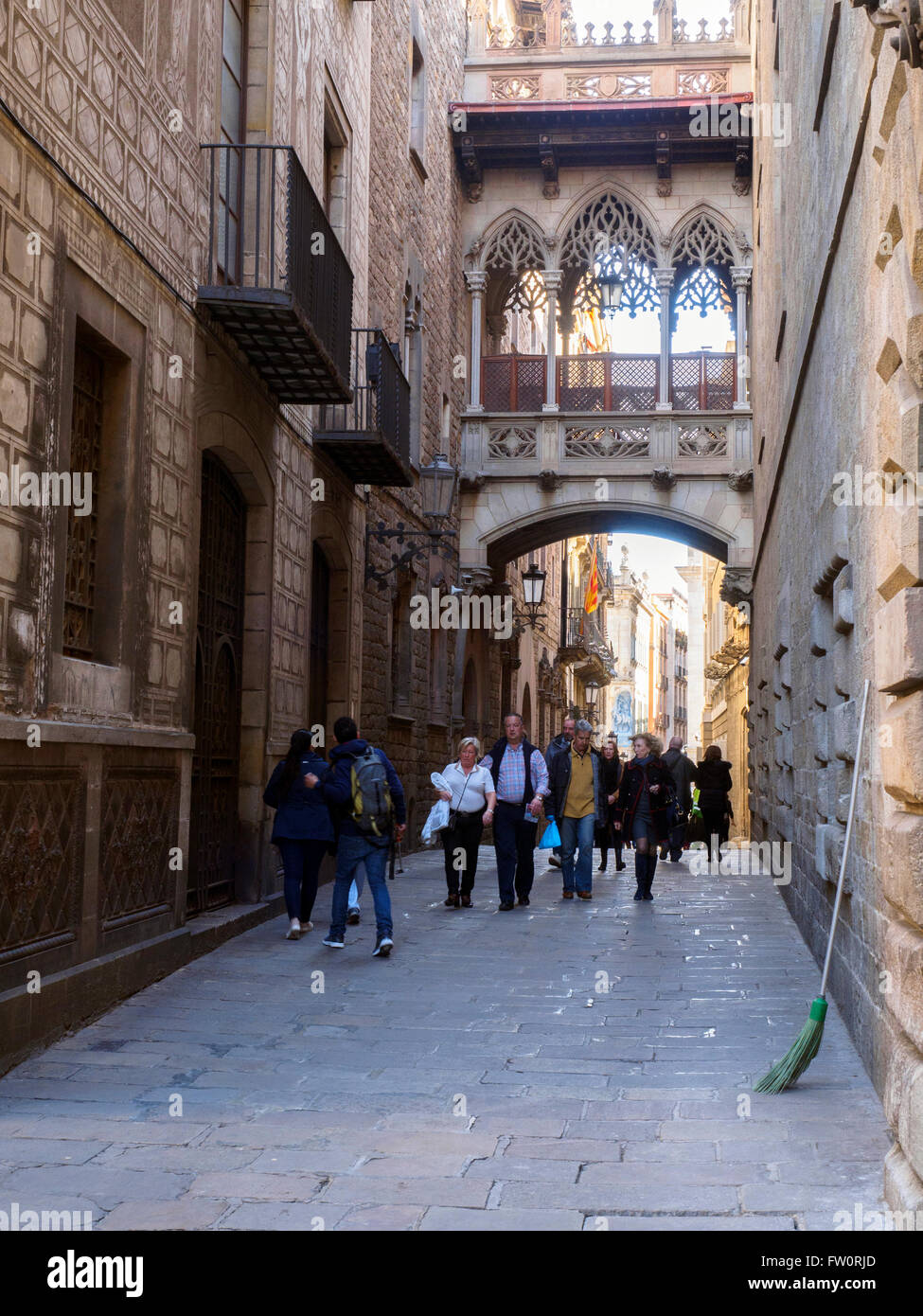 Pont de la Carrer del Bisbe Barri Gothic Barcelone - Catalogne, Espagne Banque D'Images