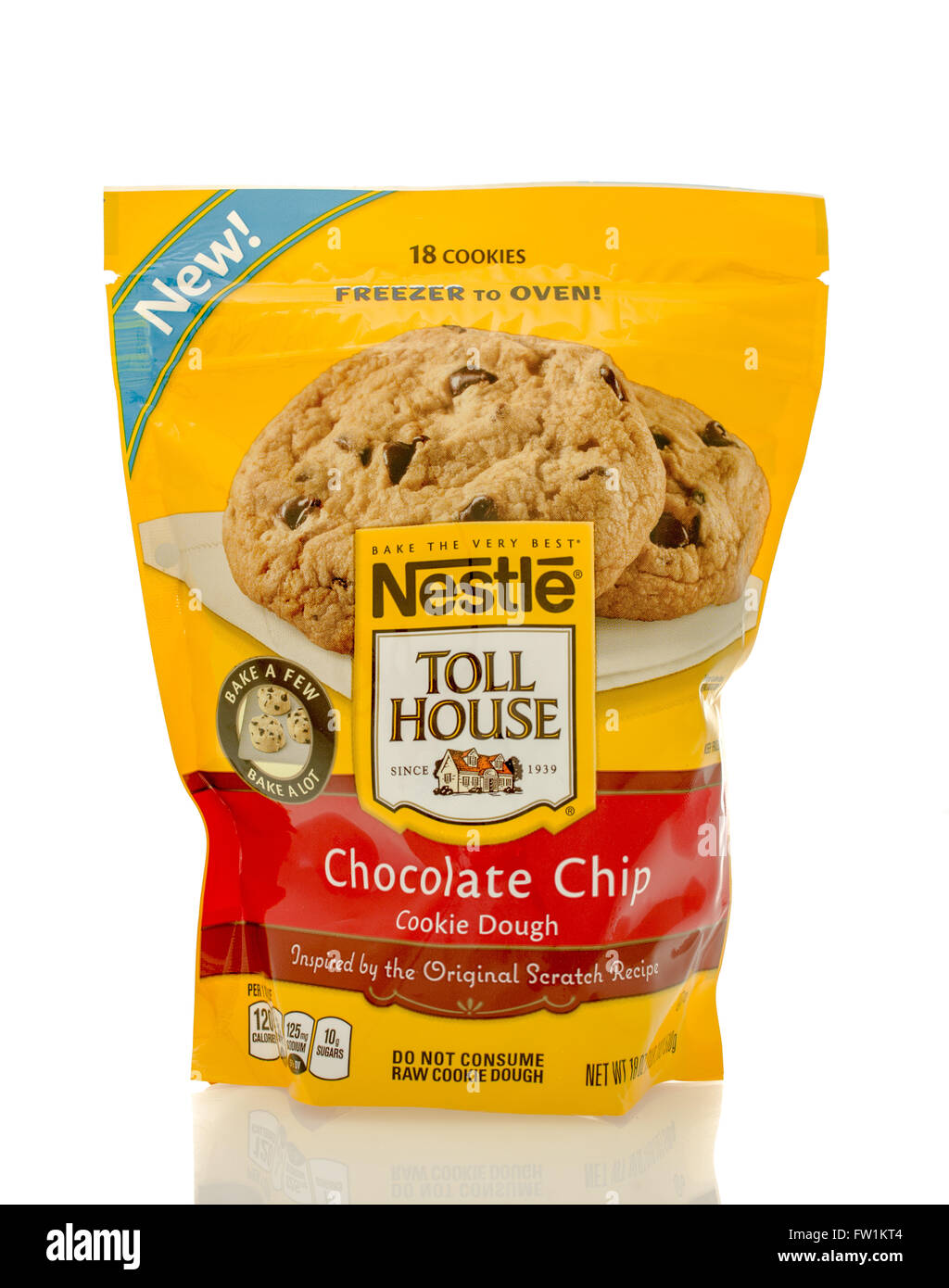 Winneconne, WI - 30 mars 2016 : Sac de Nestlé Toll House chocolate chip cookie dough Banque D'Images
