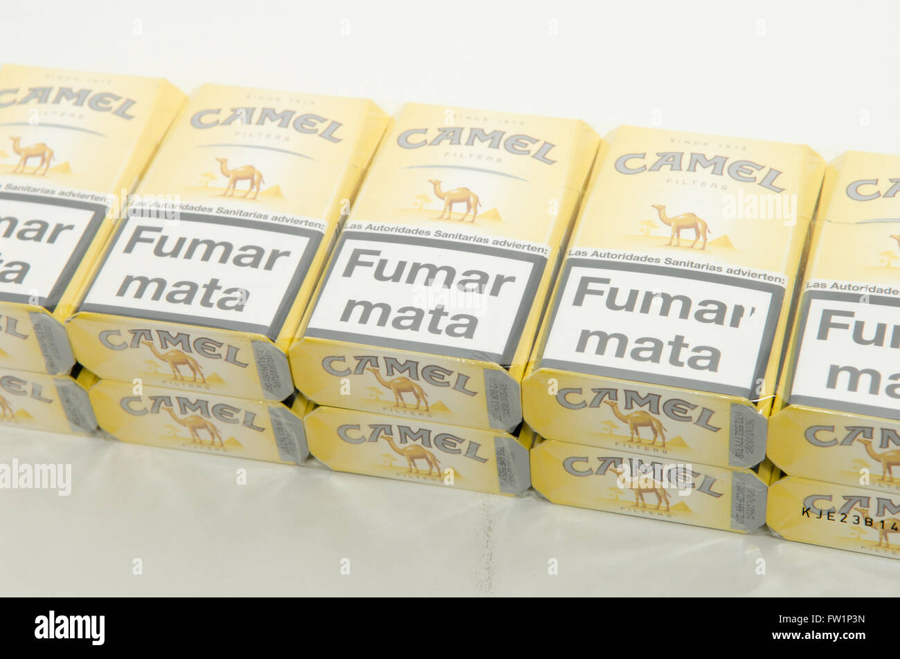 Packet camel cigarettes Banque de photographies et d’images à haute