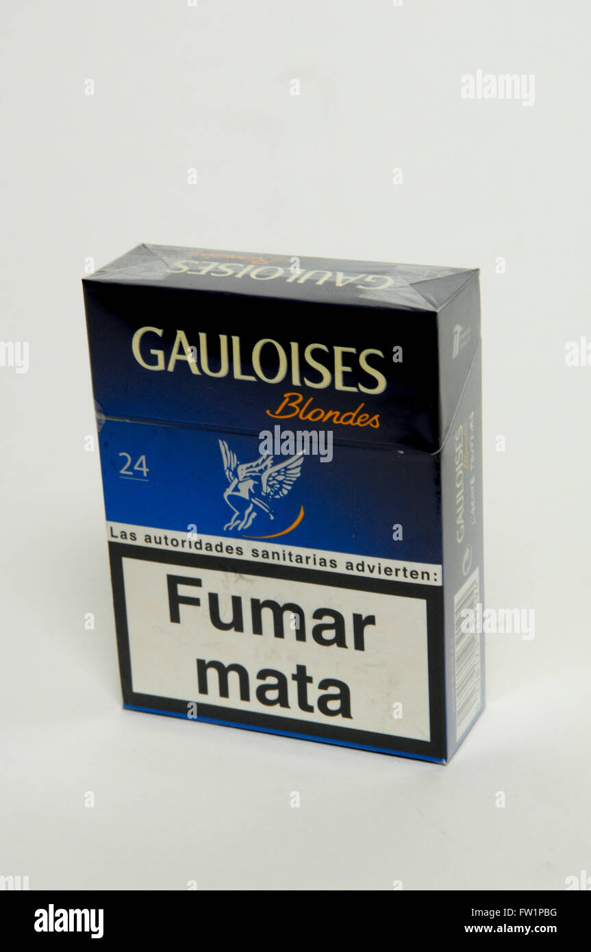Gauloises Blondes tabac Cigarettes en paquet Banque D'Images