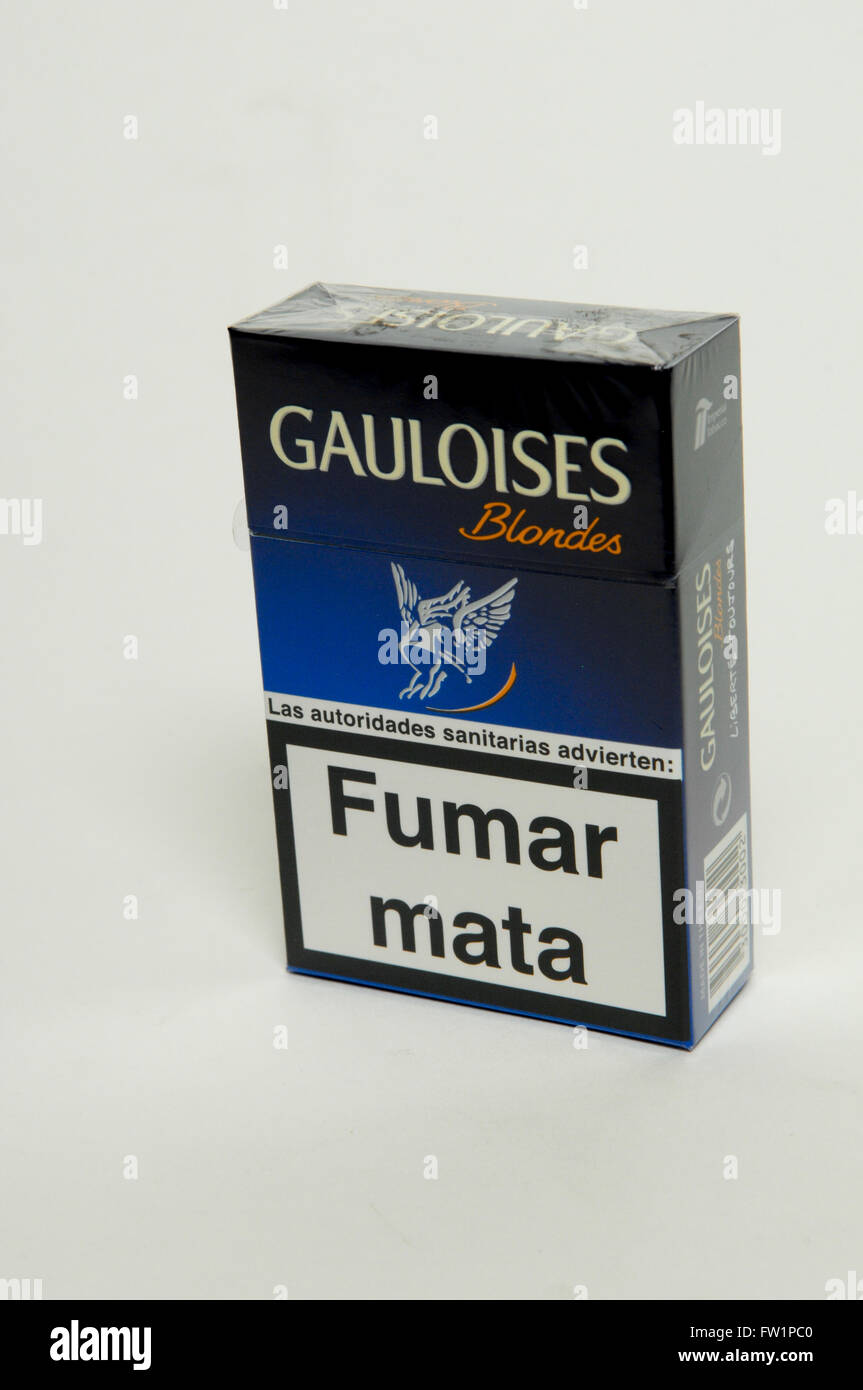 Paquet de tabac Cigarettes Gauloises Blondes Banque D'Images