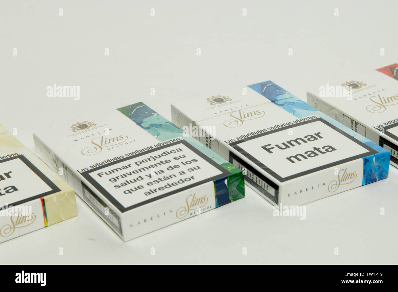 Virginia Slims est une marque de cigarettes fabrique par Altria Group  Photo Stock - Alamy