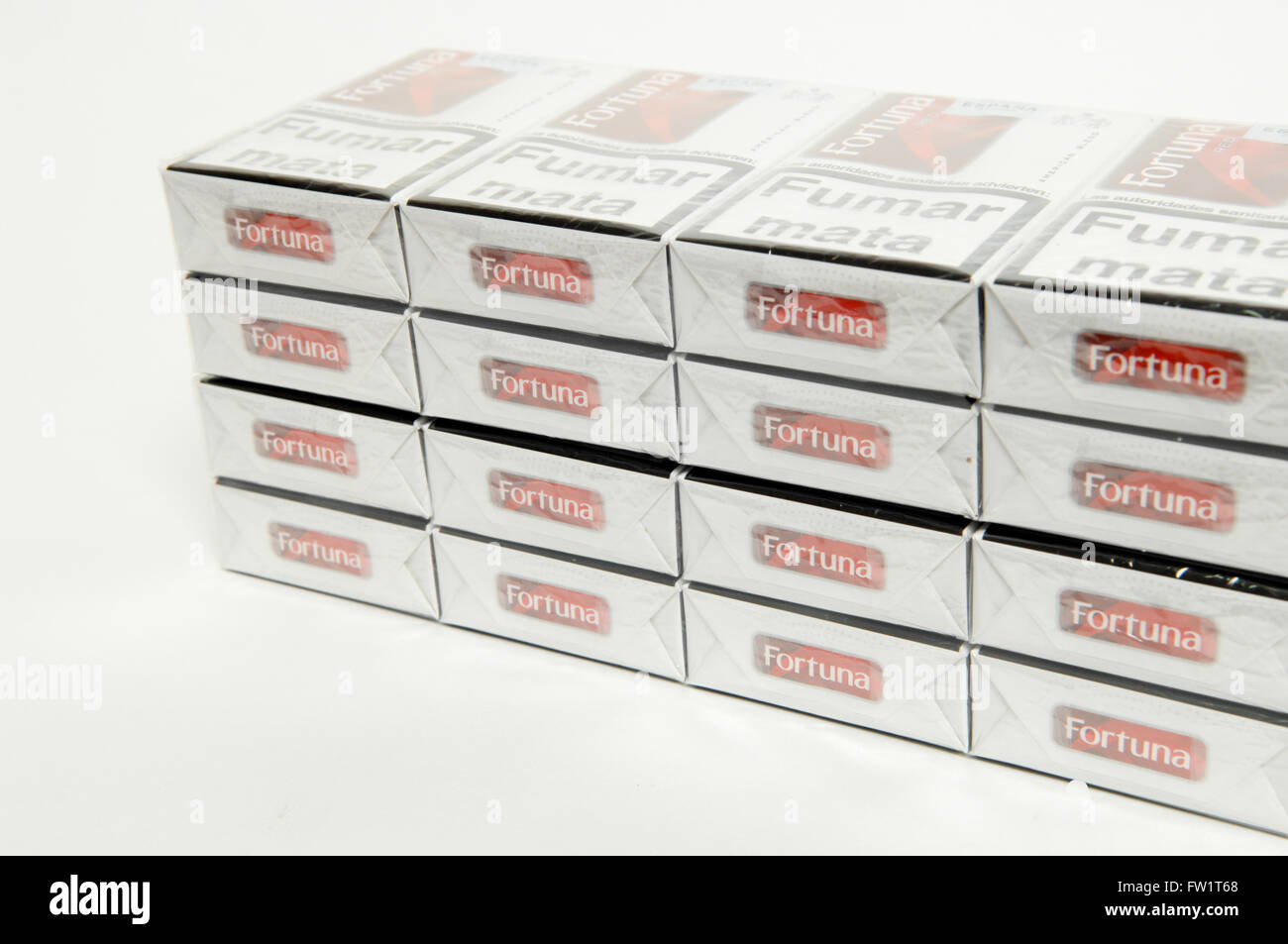 cartouche cigarette espagne Cartouches de cigarettes Fortuna Photo Stock