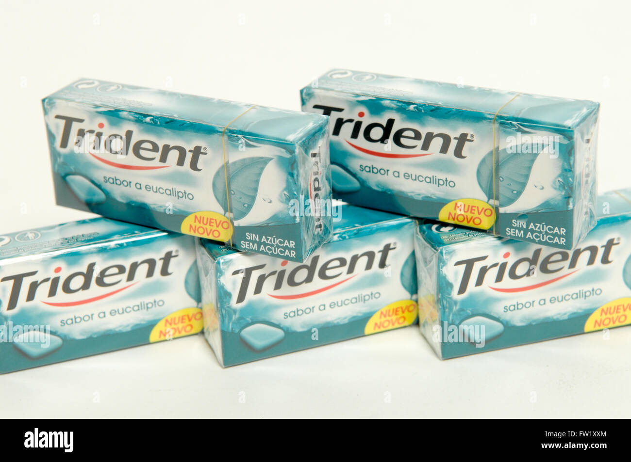 Trident est une marque de chewing-gum sans sucre. Il a été introduit par Cadbury au Royaume-Uni. Banque D'Images