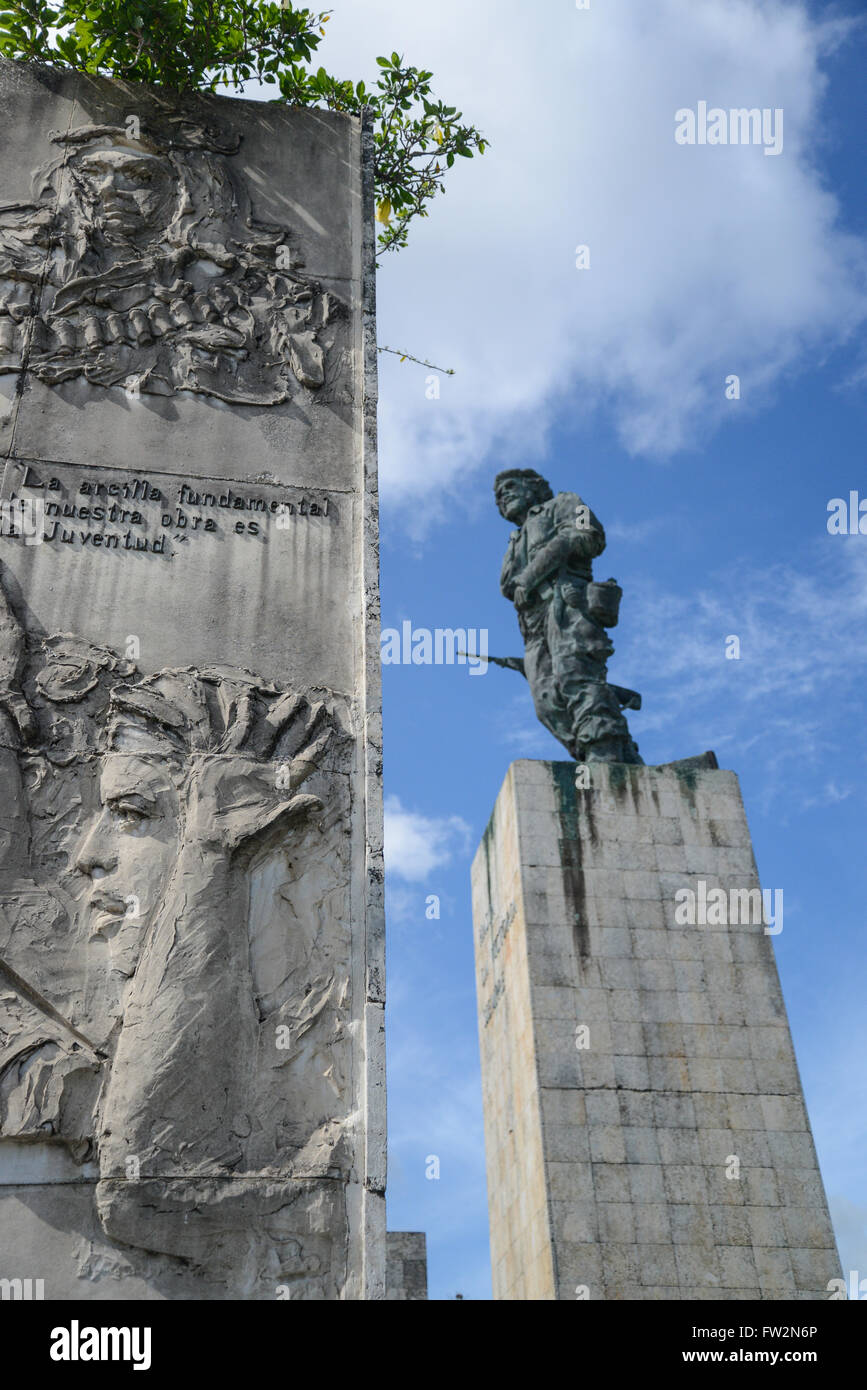 SANTA CLARA, CUBA - 14 DÉCEMBRE 2014 Le mausolée de Che Guevara à Santa Clara, Cuba. Il abrite les restes de marxiste exécuté Banque D'Images