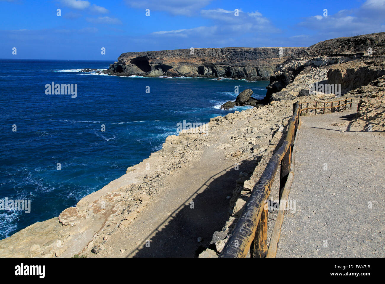 Sentier Cliff top à Ajuy, Fuerteventura, Îles Canaries, Espagne Banque D'Images