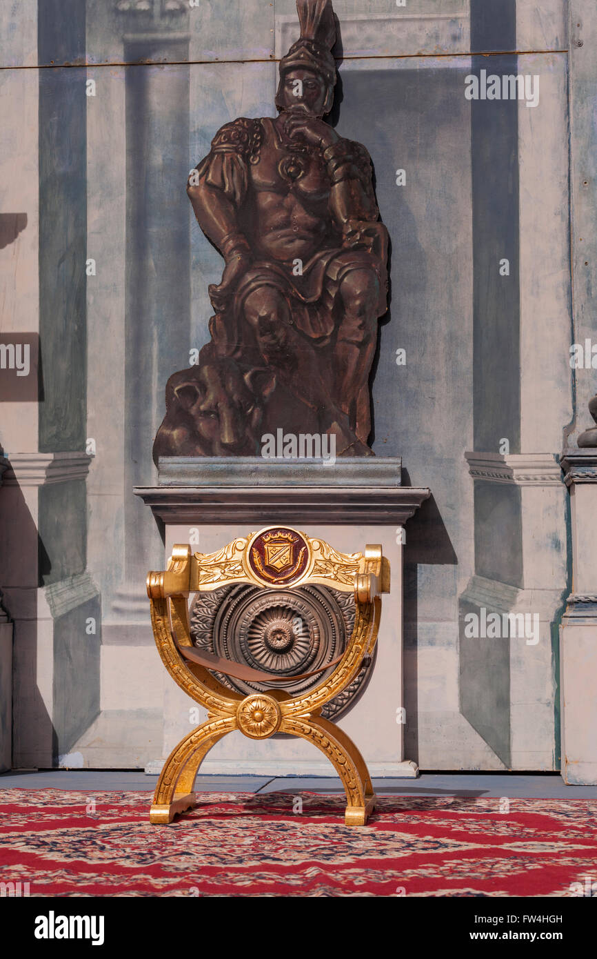 Siège pour Ponce Pilate avec roman historique à la Passion Play, Adeje, Tenerife, Canaries, Espagne. Representacion de la Banque D'Images