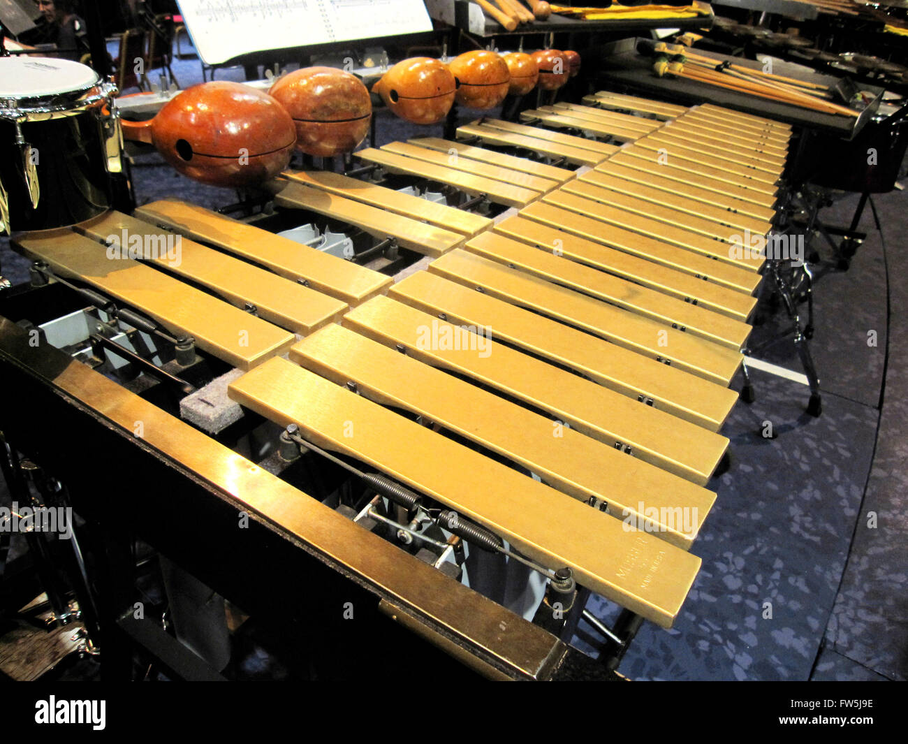 Vibraphone, vibes, un instrument de percussion formé avec des maillets