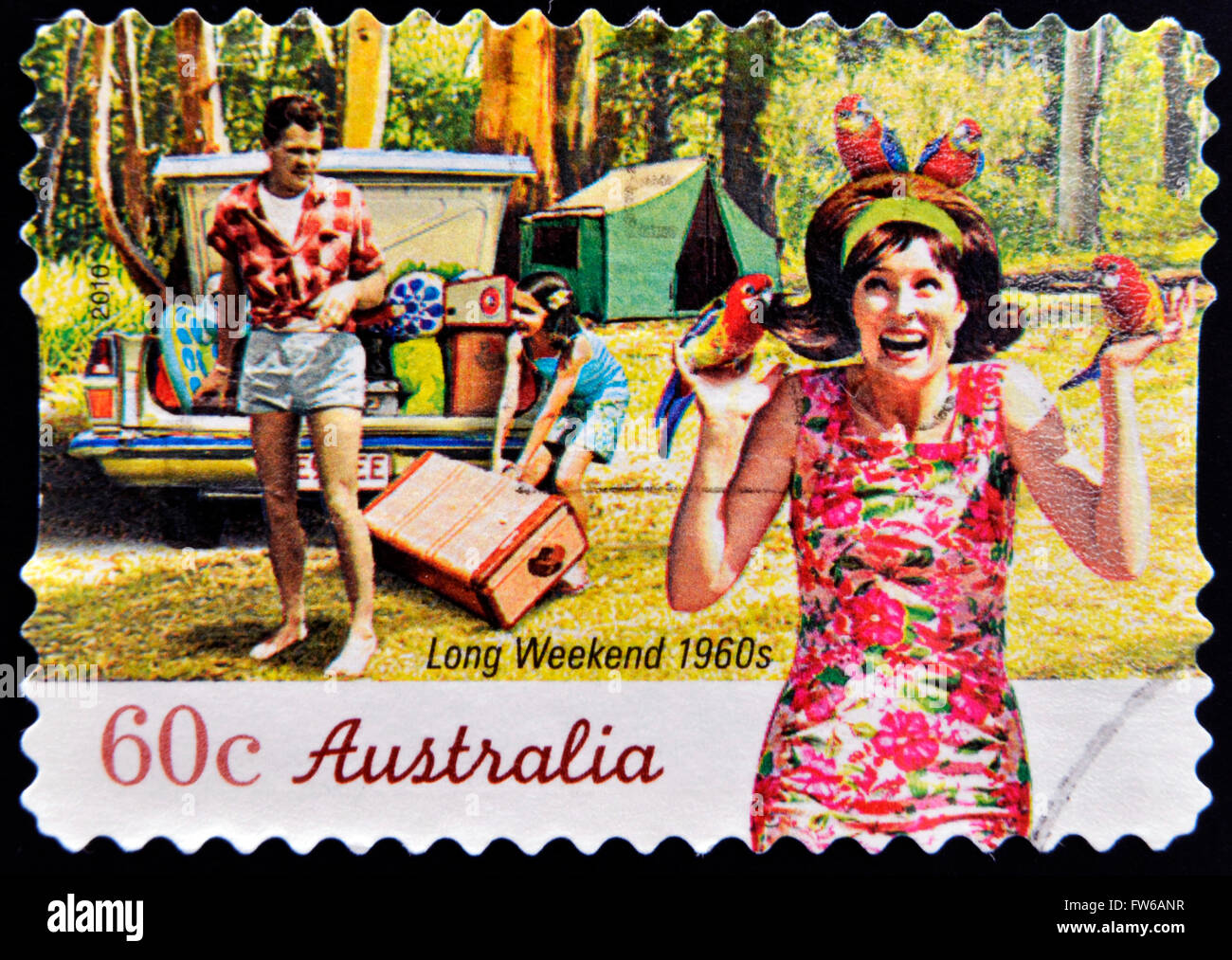L'AUSTRALIE - circa 2010 : timbre imprimé en Australie montre long week-end 1960, vers 2010 Banque D'Images