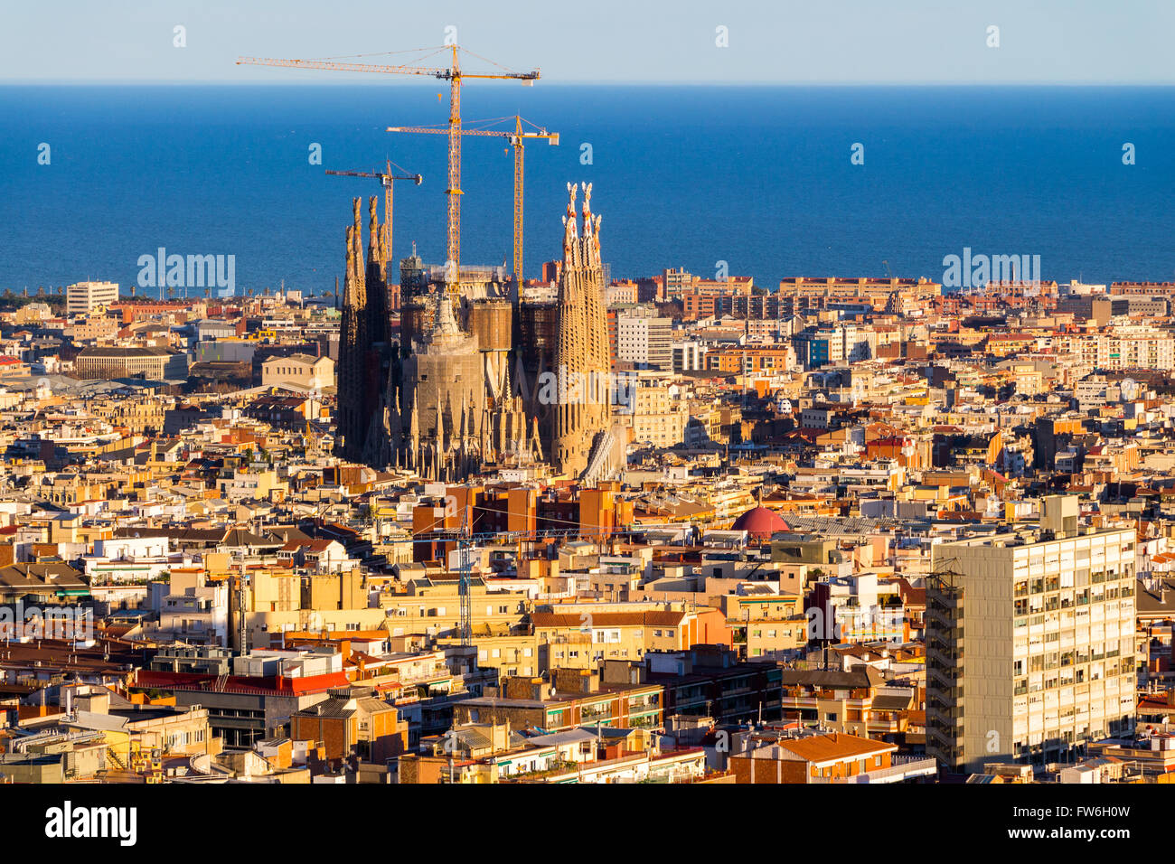 La Sagrada Familia - l'impressionnante cathédrale conçu par l'architecte Gaudi, qui est en cours de construction depuis le 19 mars 1882 et n'est pas Banque D'Images