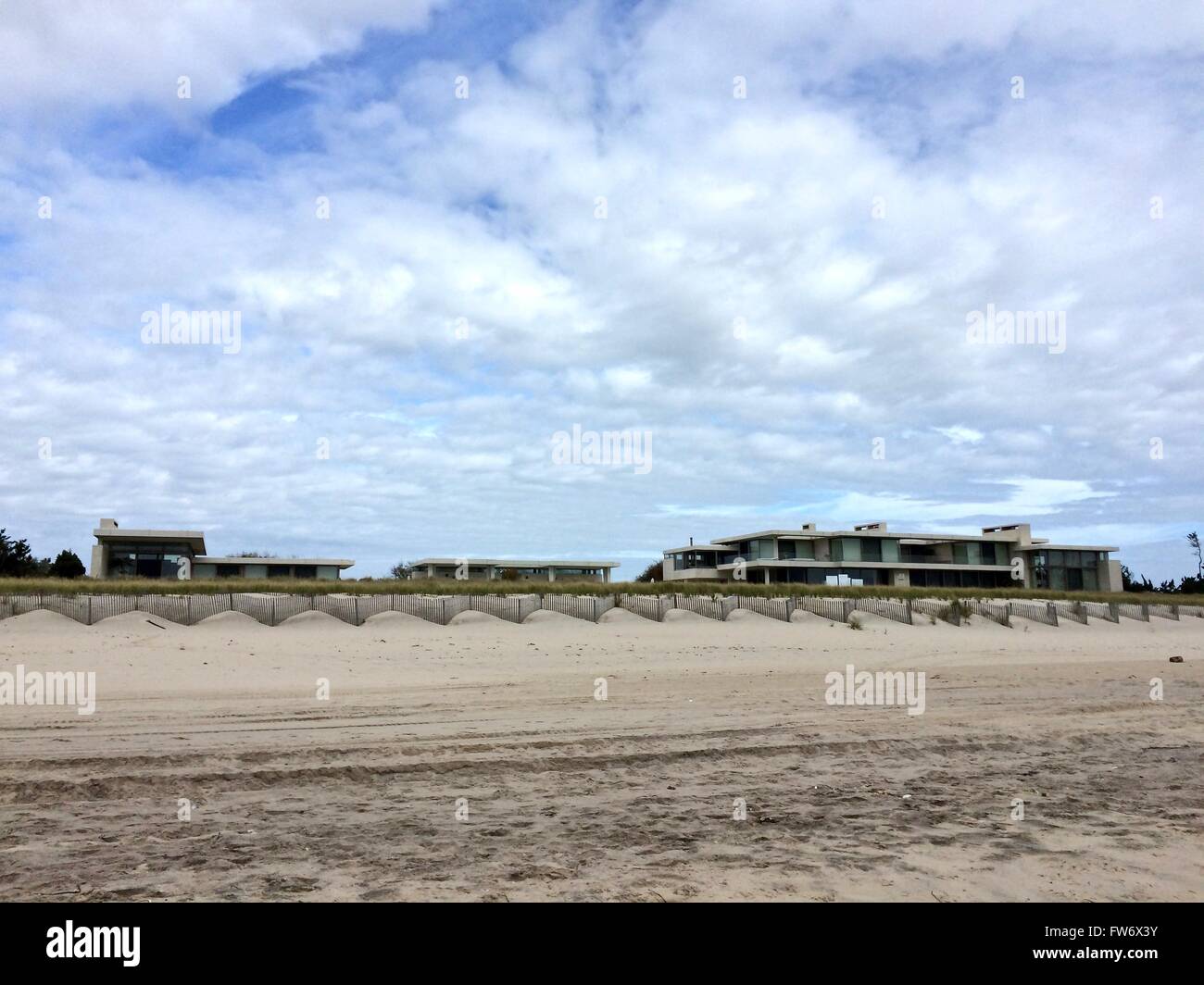 Grande maison sur la plage dans les Hamptons Banque D'Images