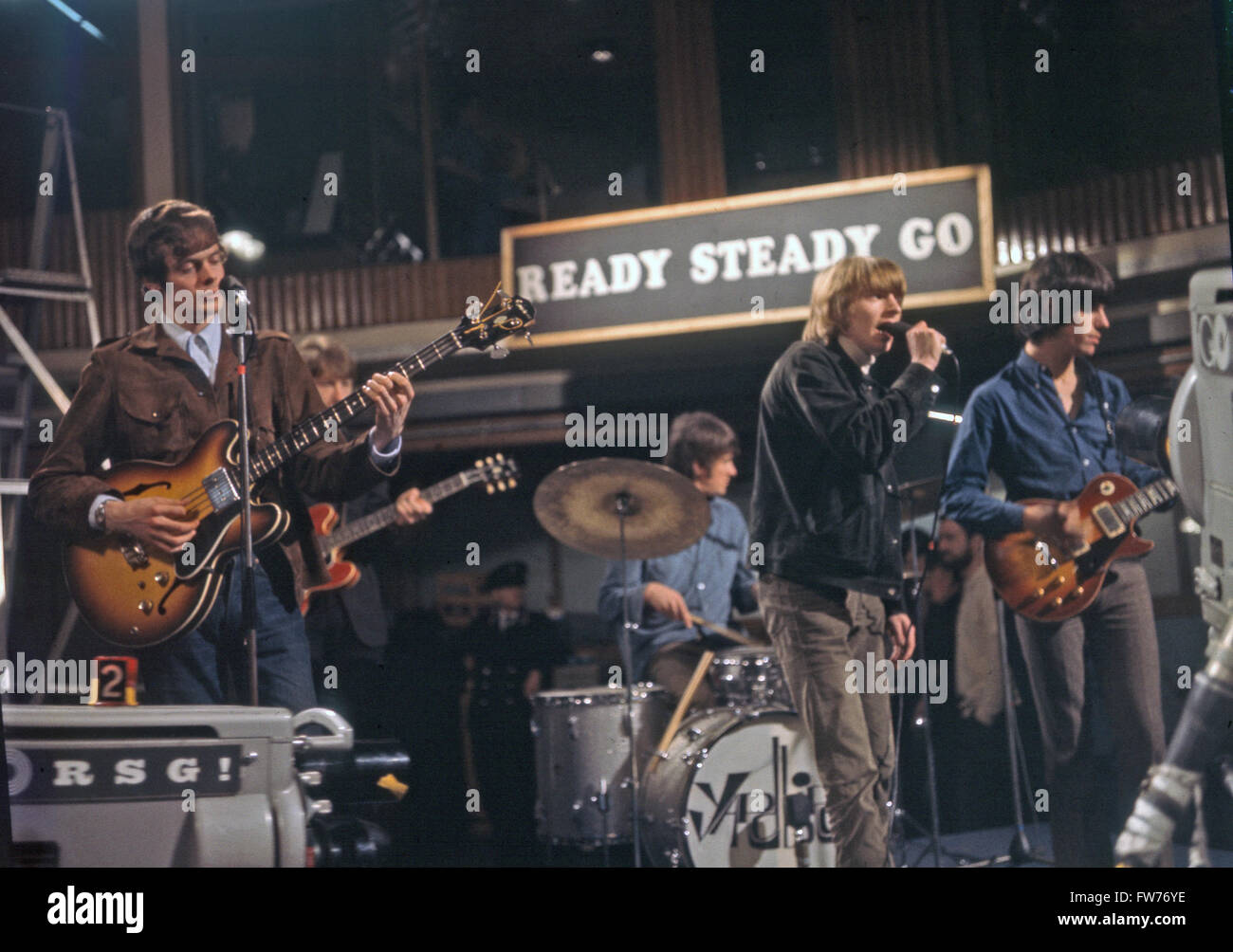 YARDBIRDS groupe du Royaume-Uni sur les prêts, rendez-vous, ! En 1964. De gauche à droite : Paul Samuel-Smith, Chris Dreja, Jim McCarty, Keith Relf, Dave Edmunds. Photo Tony Gale Banque D'Images