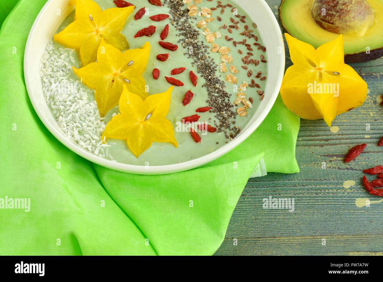 Bol à smoothie vert Banque D'Images