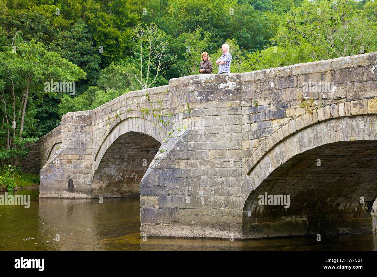 Pooley Bridge 1764 original emportés par les inondations en décembre 2015. Parc National de Lake District, District d'Eden, Cumbria, Angleterre Banque D'Images