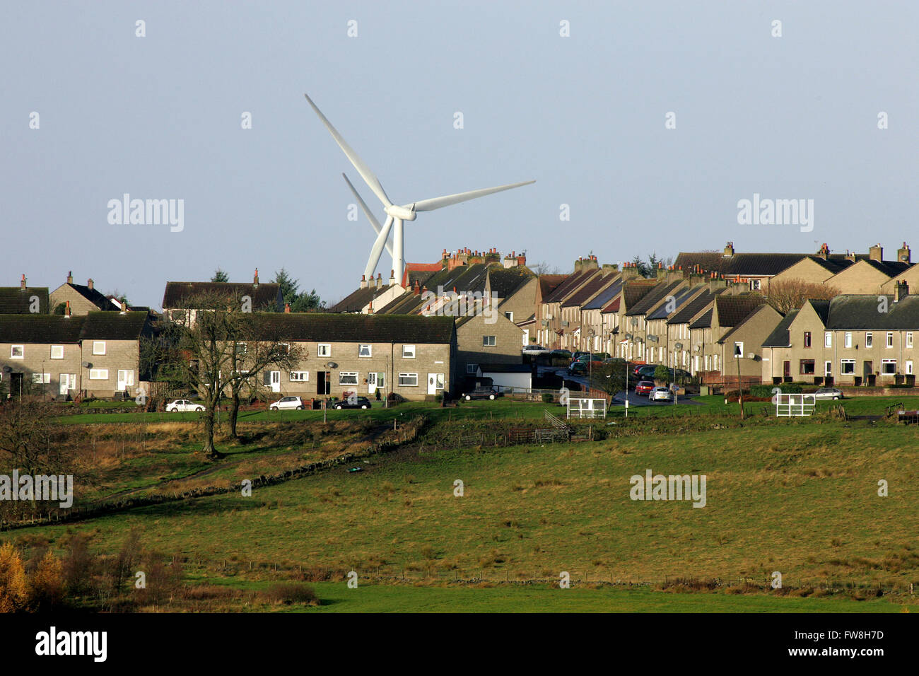 Ferme éolienne à proximité de village de sortir , le Lanarkshire en Écosse Banque D'Images