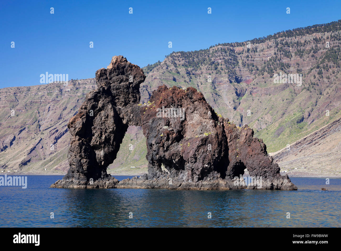 Las Playas Bay avec la roche arch Roque de Bonanza, El Hierro, Îles Canaries, Espagne Banque D'Images