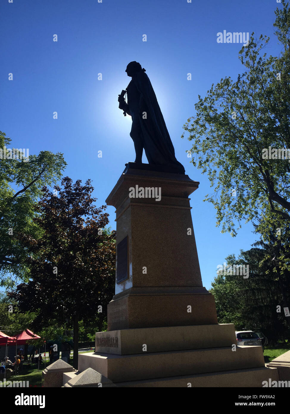 La statue du premier Premier ministre du Canada, Sir John A. MacDonald se trouve dans Parc de la ville de Kingston (Ontario), le 27 septembre 2015. Banque D'Images