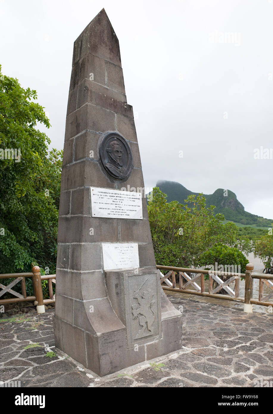 Monument indiquant l'emplacement du premier débarquement néerlandais en France. Banque D'Images