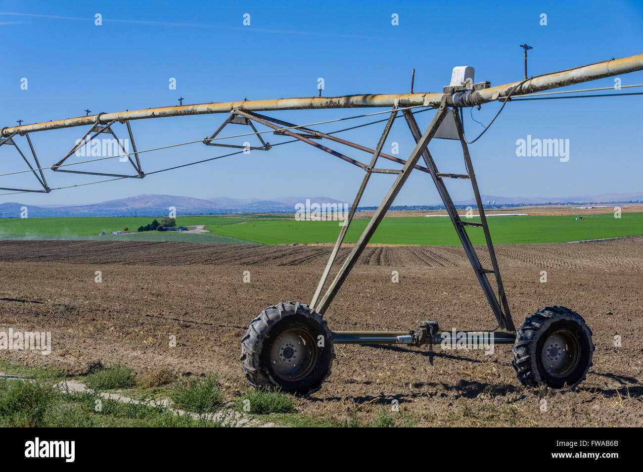 Système d'irrigation à pivot central sur une ferme dans l'Est de Washington, USA Banque D'Images