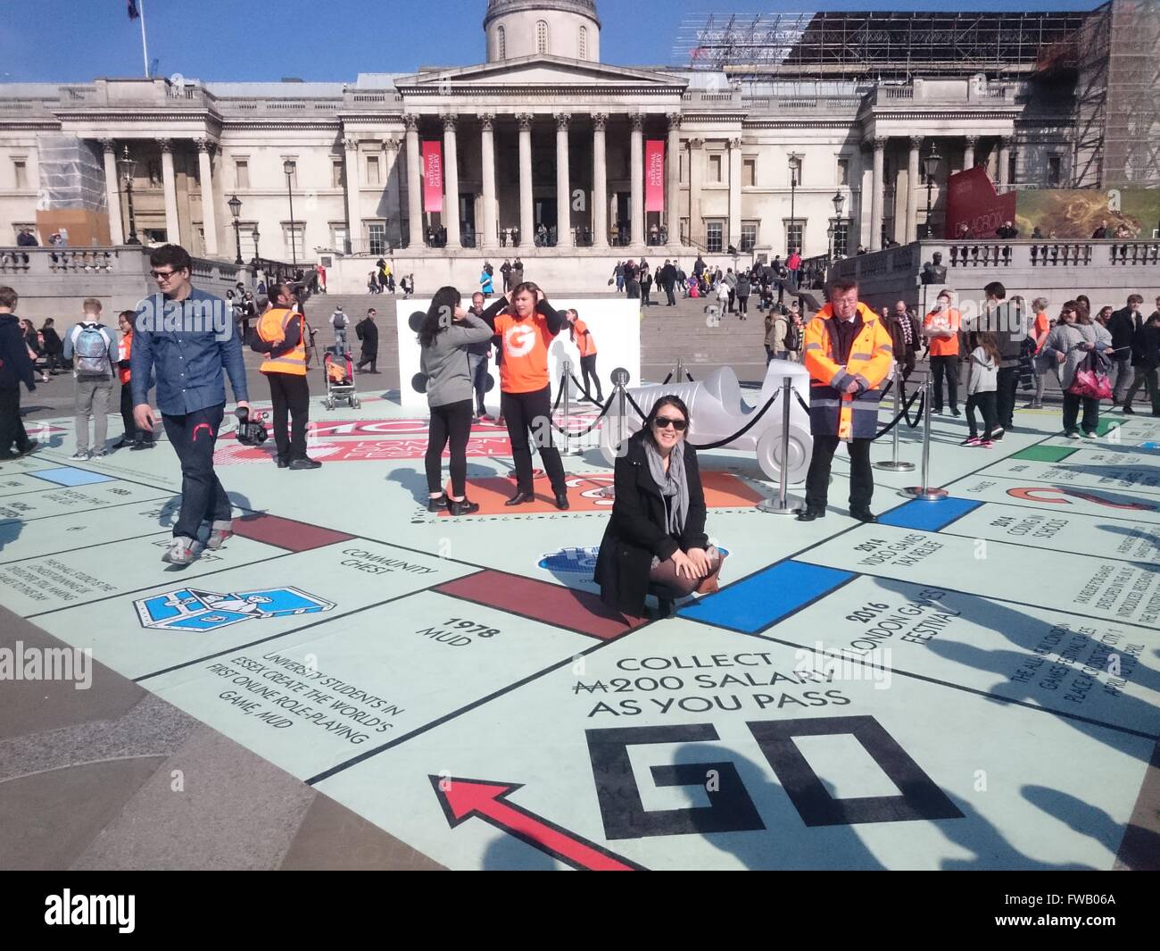 Trafalgar Square, Londres, Royaume-Uni. 09Th apr 2016. Grand Monopole est situé sur Trafalgar Square à Londres, London Games Festival,UK, 02 avril 2016 Credit : Nastia M/Alamy Live News Banque D'Images