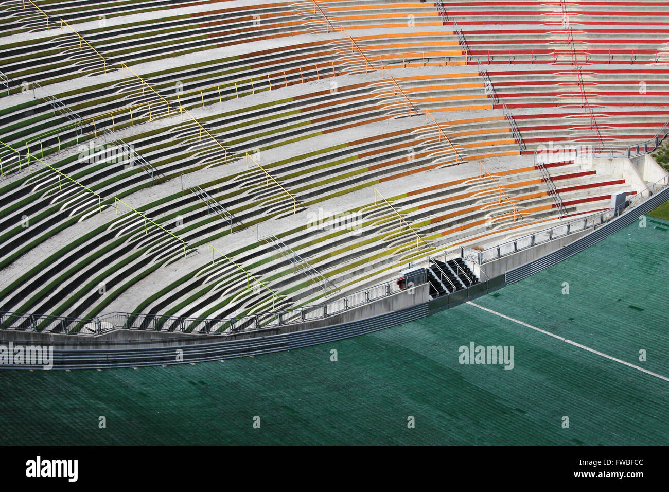 Innsbruck, Autriche - 28/03/2017 - L'Sprungschanze Bergisel Stadion, un stade de saut à ski hill Banque D'Images