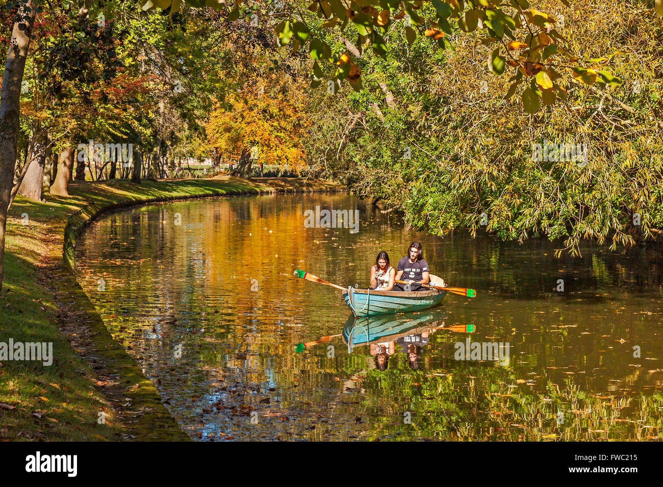 Navigation de plaisance sur la rivière Oxford UK Banque D'Images