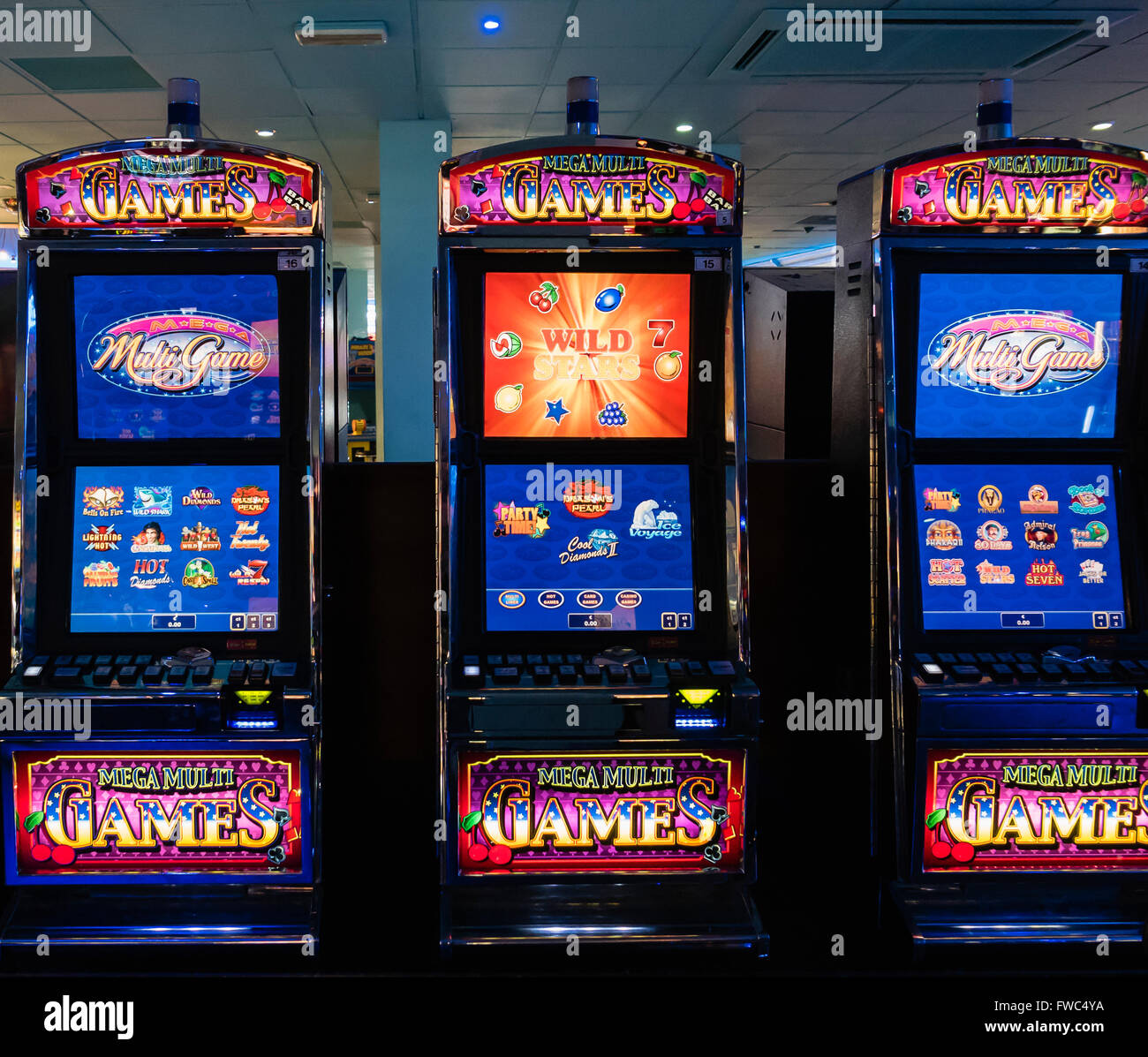 Les machines de jeux dans un casino Banque D'Images