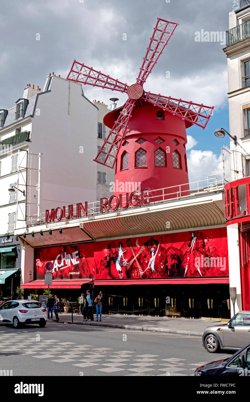 Moulin Rouge, Paris, France. Banque D'Images