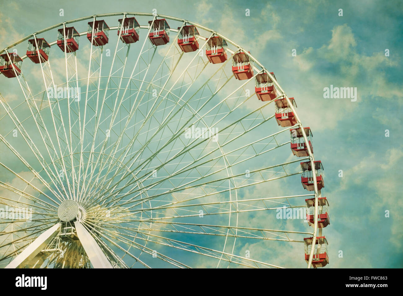 Grande roue Vue de dessous Banque D'Images