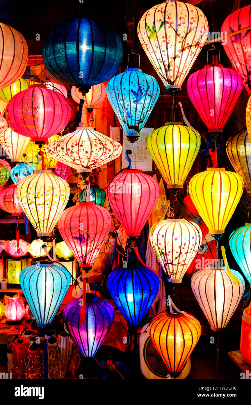 Lanternes colorées dans Hoi An, Vietnam Banque D'Images