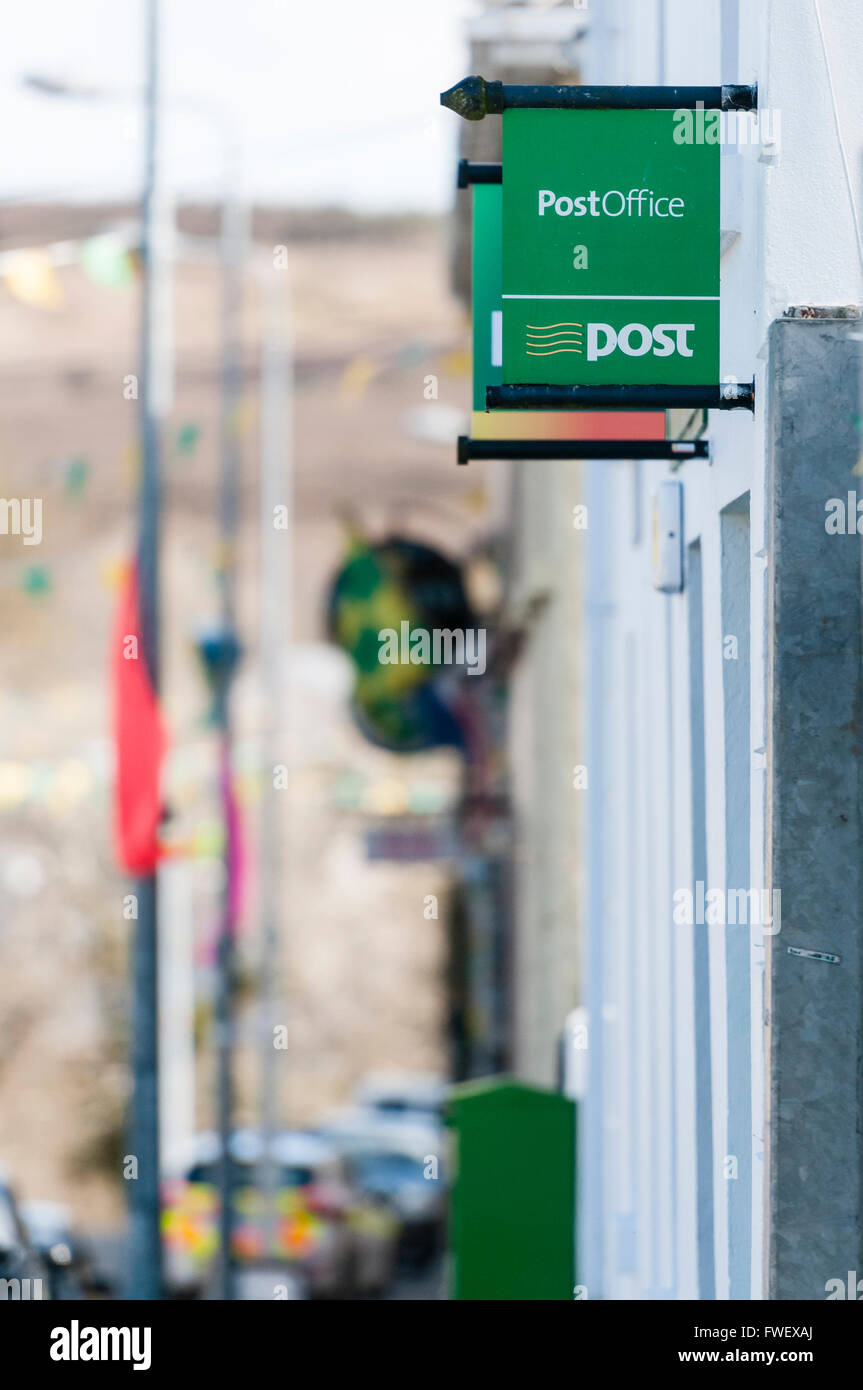 Après un bureau de poste dans un village irlandais. Banque D'Images