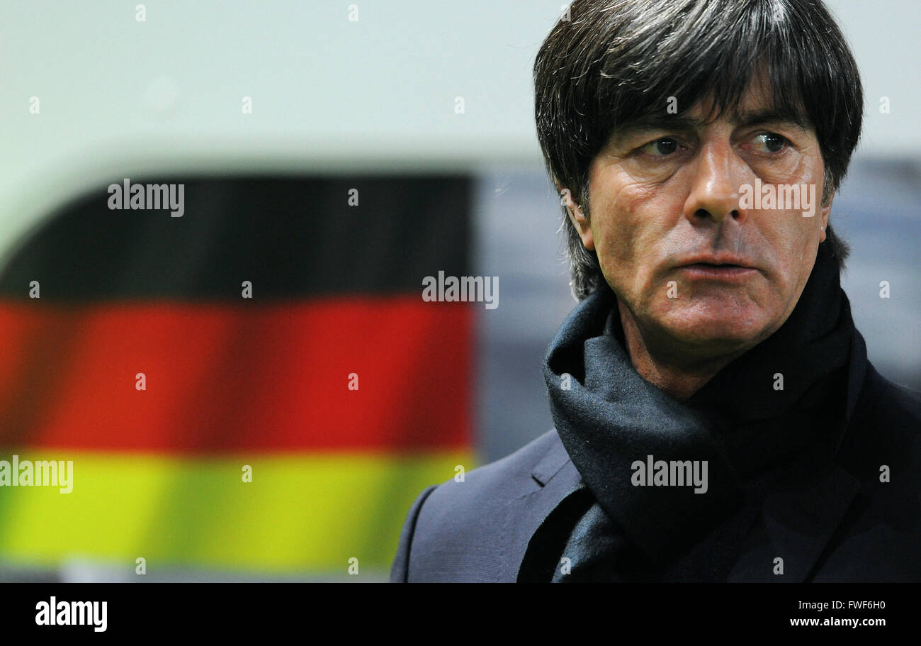 Match amical à Olympia-Stadion Berlin : l'Allemagne contre l'Angleterre ; Headcoach Joachim Loew Jogi. Banque D'Images