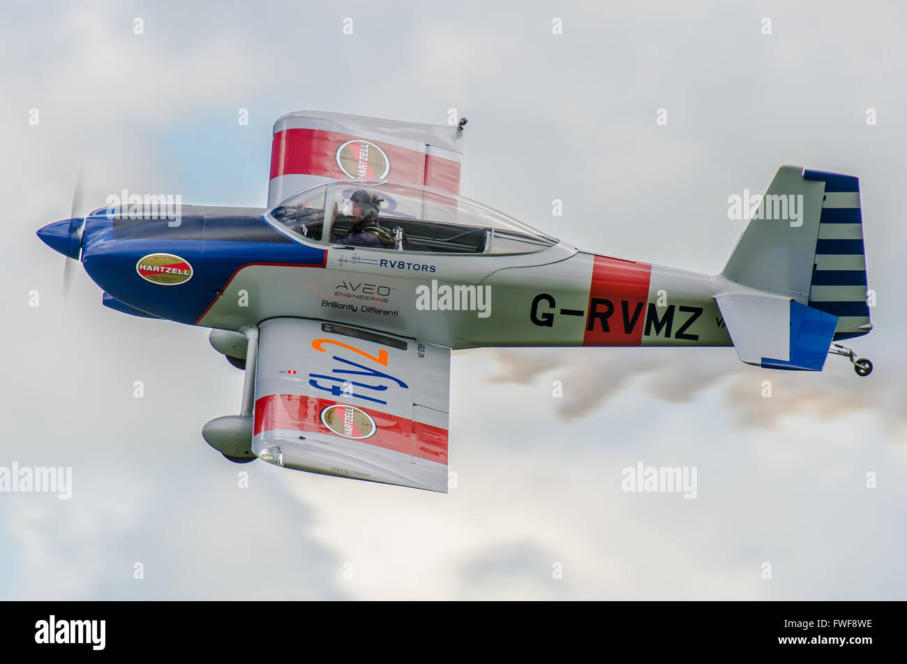 Alister Kay de RV8TDR. Le Van's RV-8 est un tandem à deux sièges, un seul moteur, l'avion de fabrication artisanale à aile basse vendu sous forme de kit par Van's Aircraft. Banque D'Images