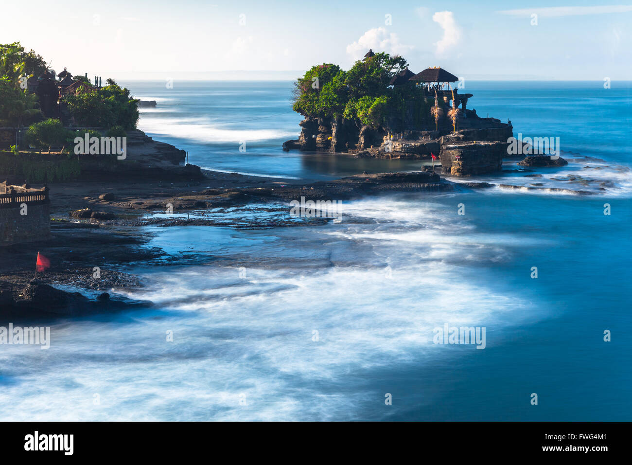 Pura Tanah lot le matin, célèbre temple de l'océan, à Bali, en Indonésie. Banque D'Images