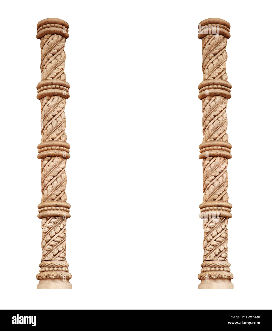 Deux colonne classique grec isolé sur fond blanc Banque D'Images