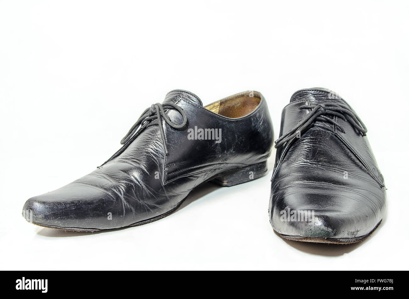Vieilles chaussures en cuir Banque de photographies et d'images à haute  résolution - Alamy