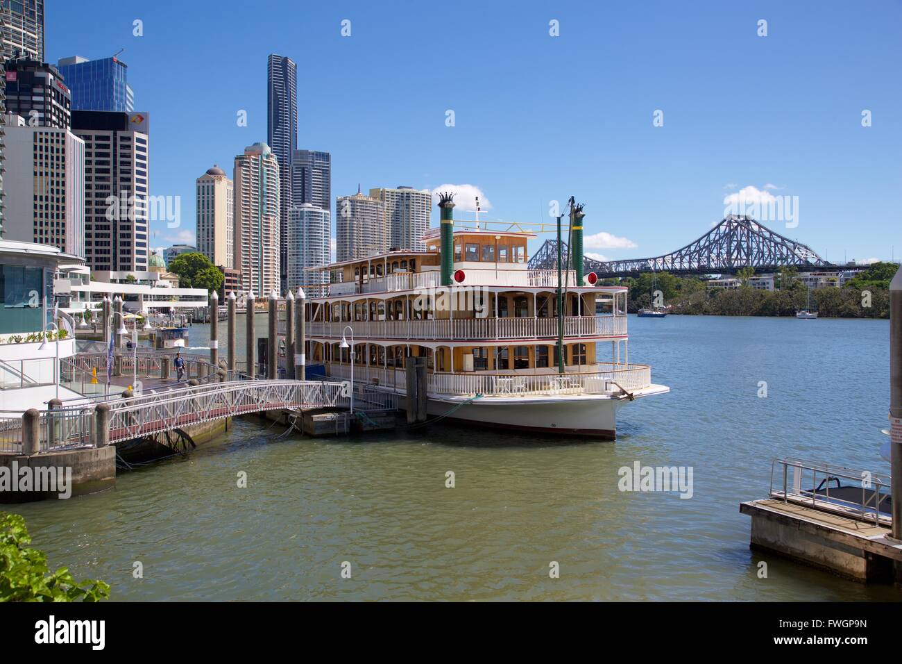 Fleuve de Brisbane, Story Bridge et atteindre la ville Boardwalk, Brisbane, Queensland, Australie, Océanie Banque D'Images