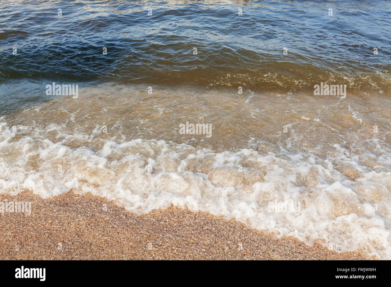 Les vagues de la Mer Noire au rivage, Roumanie, Europe de l'Est Banque D'Images