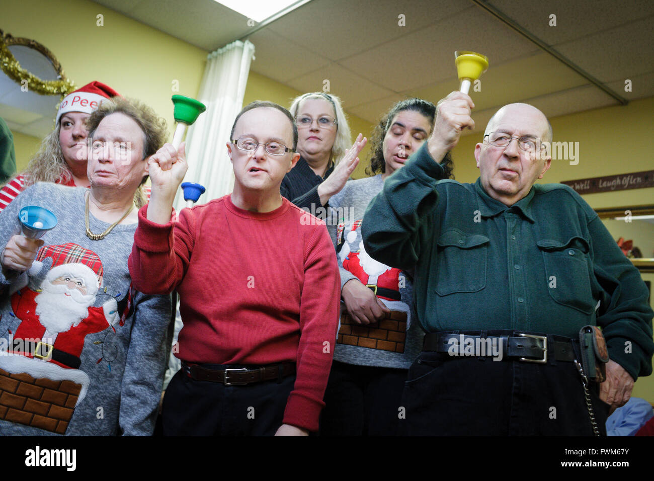 Sonneurs de handicapés à une fête de Noël à Canajoharie, New York USA Banque D'Images