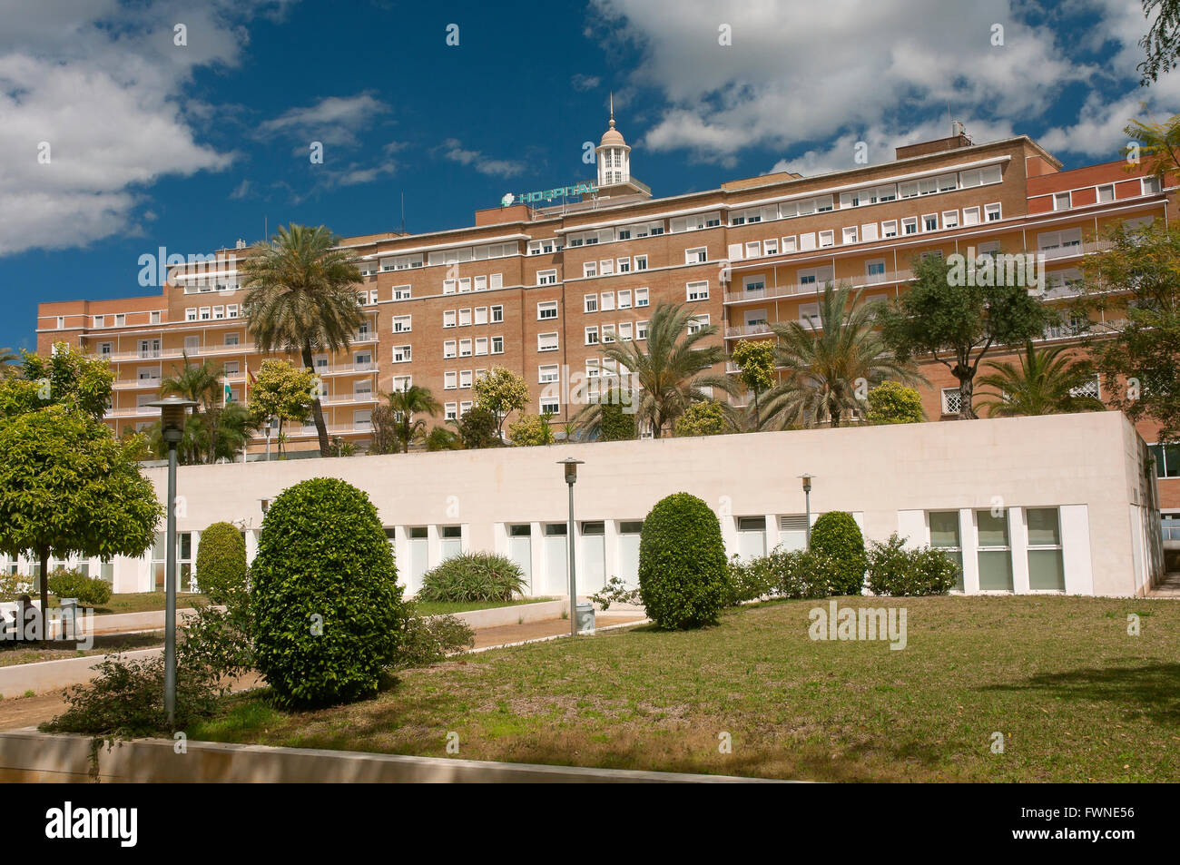 L'hôpital universitaire Virgen del Rocio, Séville, Andalousie, Espagne, Europe Banque D'Images