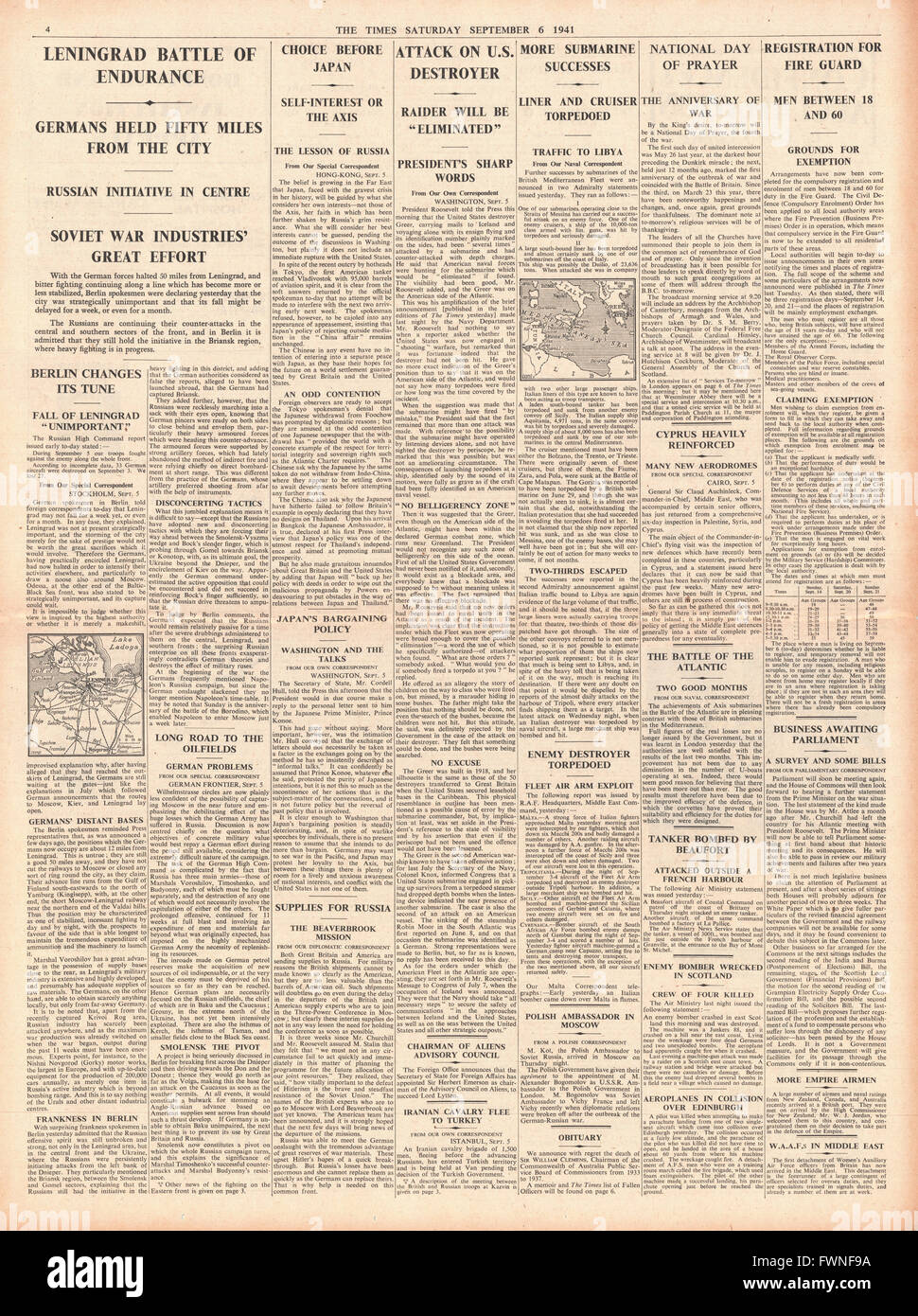 1941 page 4 Les heures de chasse de l'US Navy U-boat allemand et contre-attaques de l'armée russe Banque D'Images