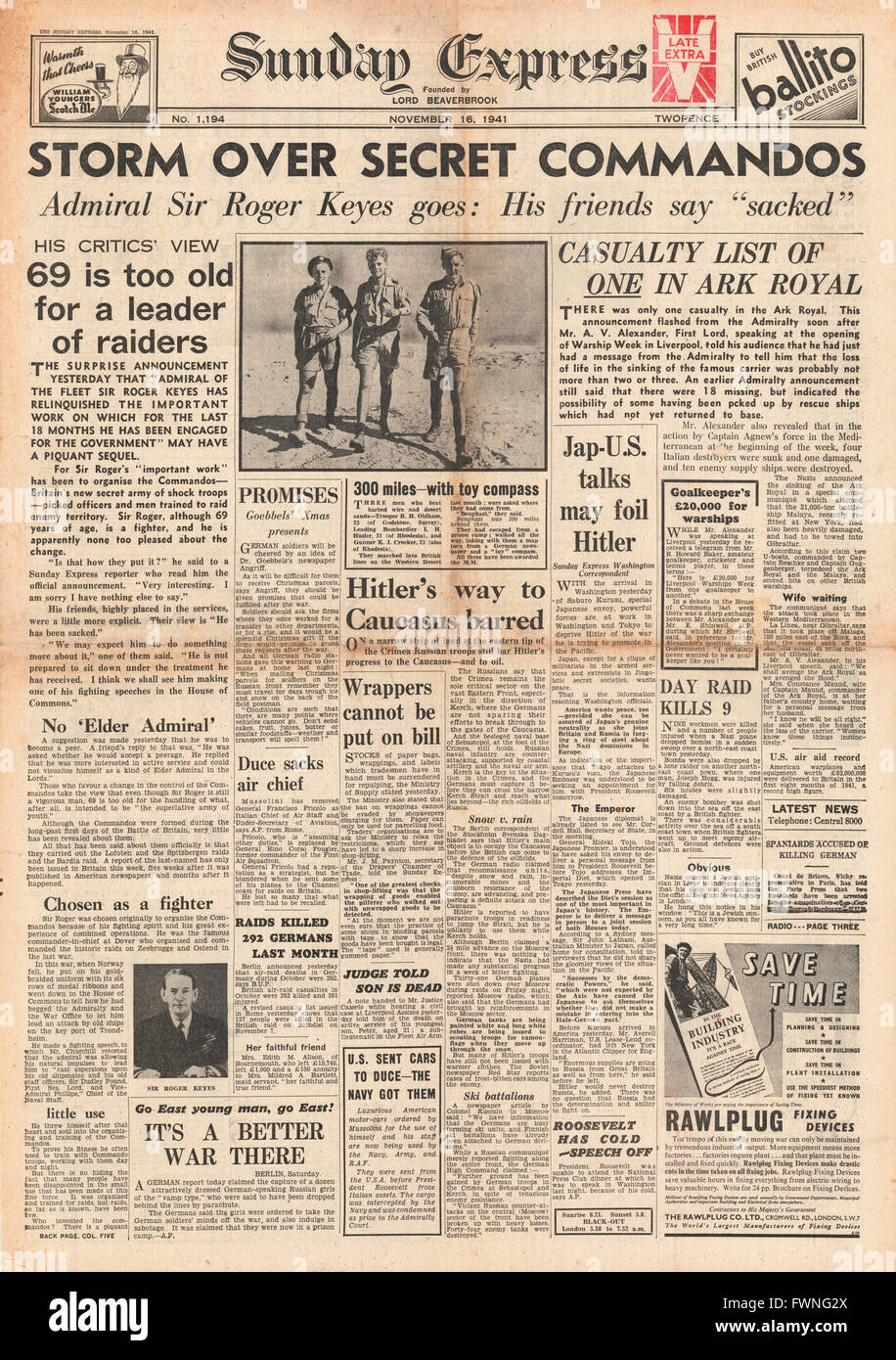 1941 front page Sunday Express La formation des commandos britanniques Banque D'Images