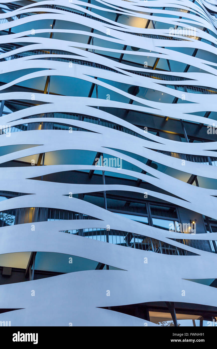 Revêtement intéressant à un bâtiment moderne, Barcelone Banque D'Images