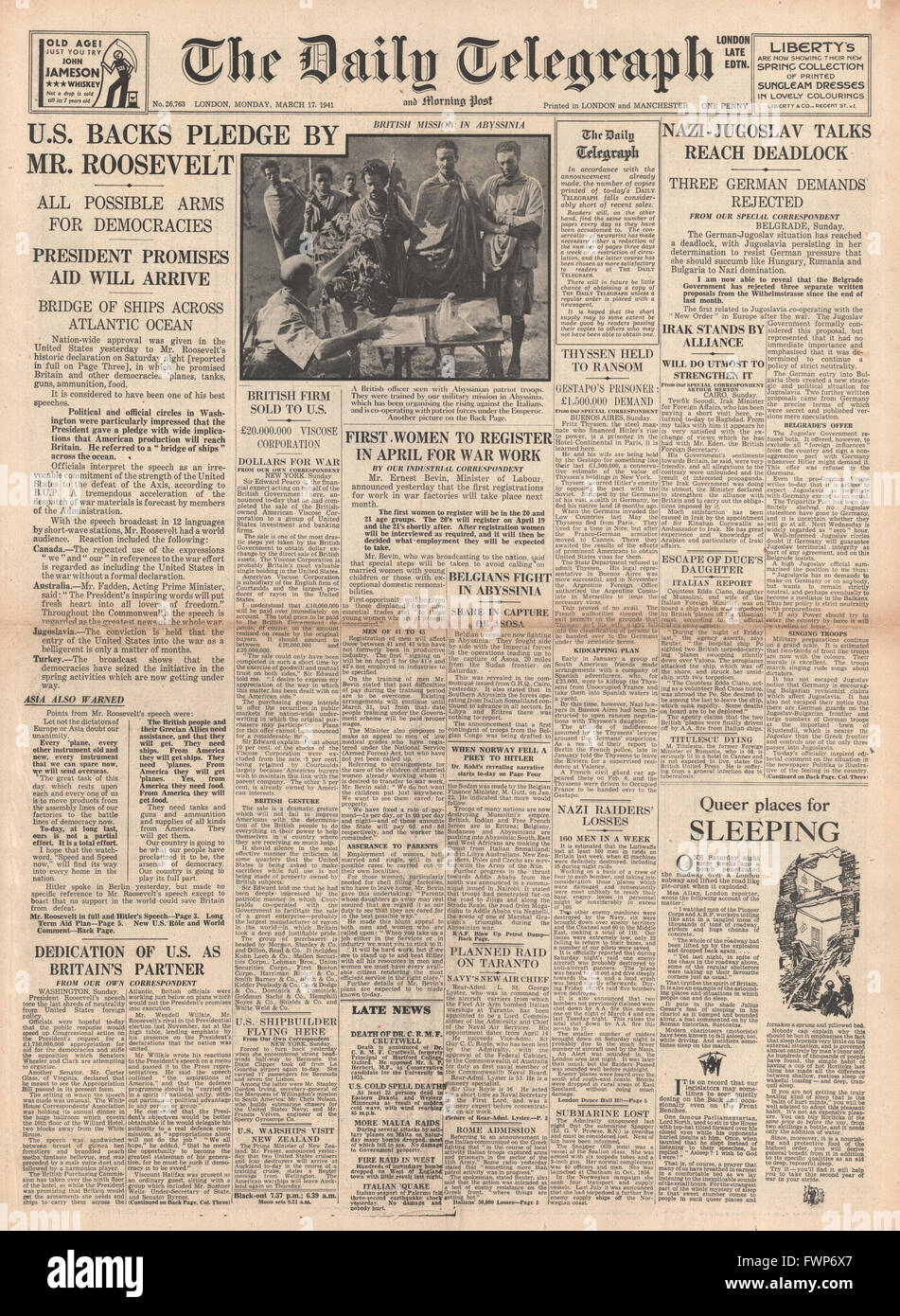 1941 front page Daily Telegraph Enregistrement des hommes et femmes pour l'industrie de la guerre et Roosevelt donne son plein l'aide à la Grande-Bretagne et d'autres démocraties Banque D'Images
