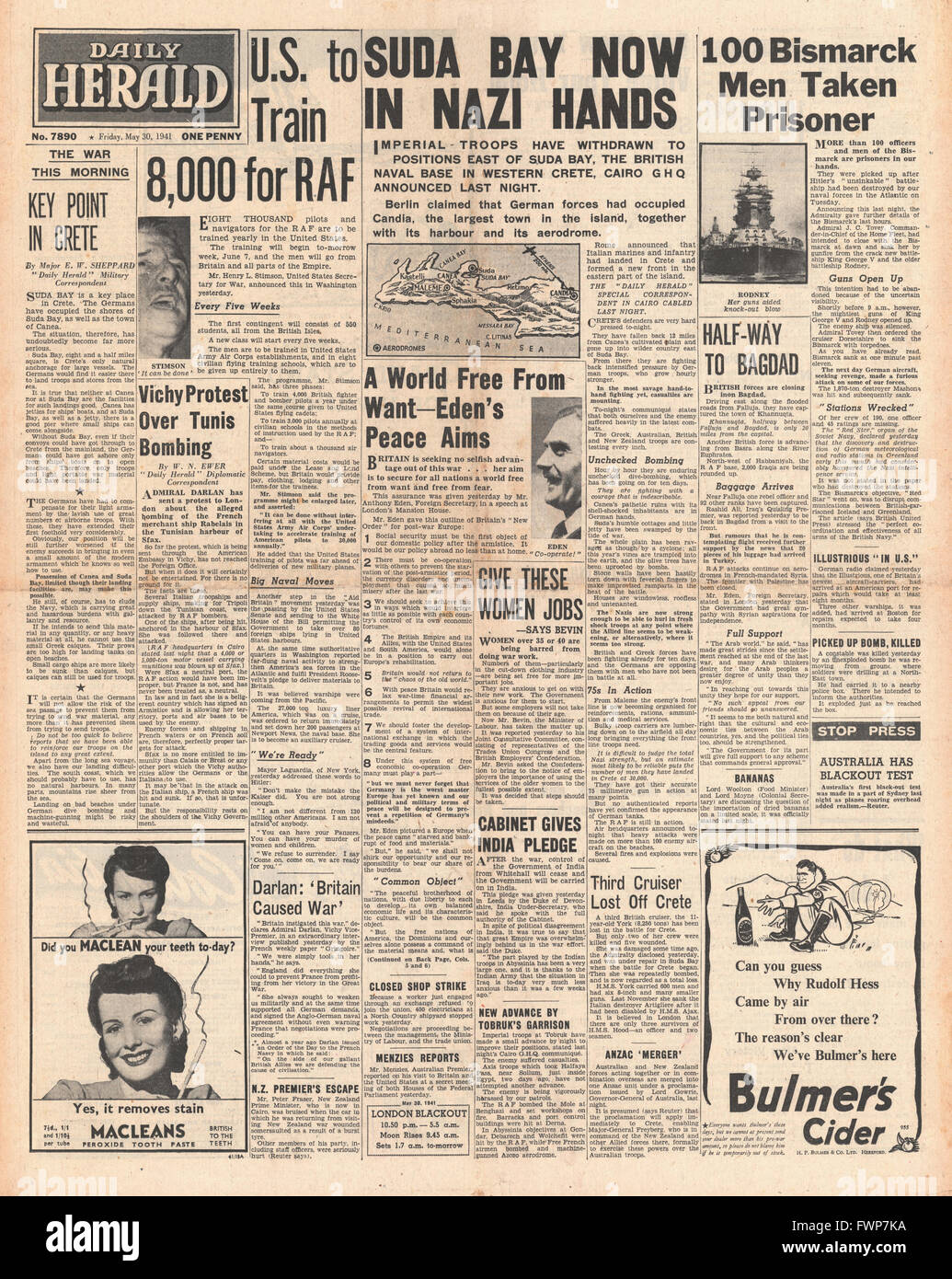 1941 front page Daily Herald Suda falls en bataille de Crète, États-Unis pour former des pilotes de la RAF, les avions de la Royal Navy torpille et couler le navire de guerre Bismarck Banque D'Images