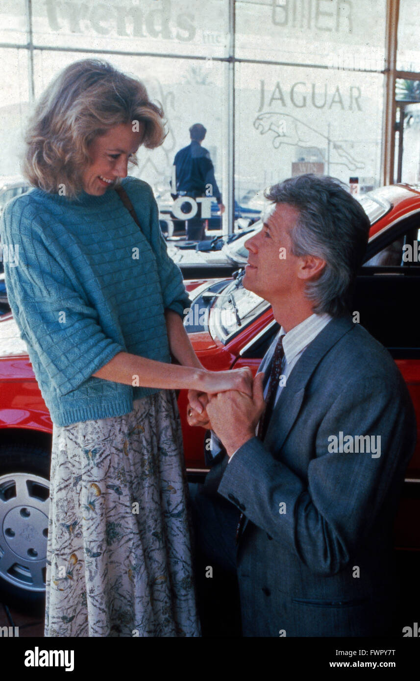 Accro à son amour, alias : Liebe ist mein Geschäft, Kinofilm, USA 1988,  Regie : Arthur Allan Seidelman, acteurs : Polly Bergen, Barry Bostwick  Photo Stock - Alamy