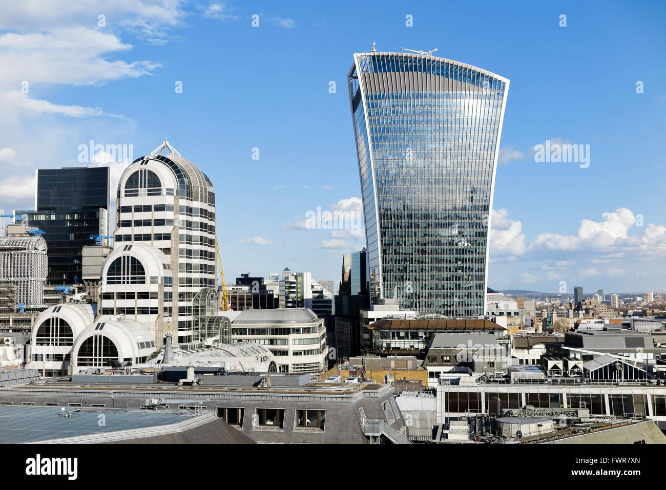 20 Fenchurch Street, le walkie talkie, bâtiment et 20 Gracechurch Street dans le quartier financier de la ville de London EC3 Banque D'Images